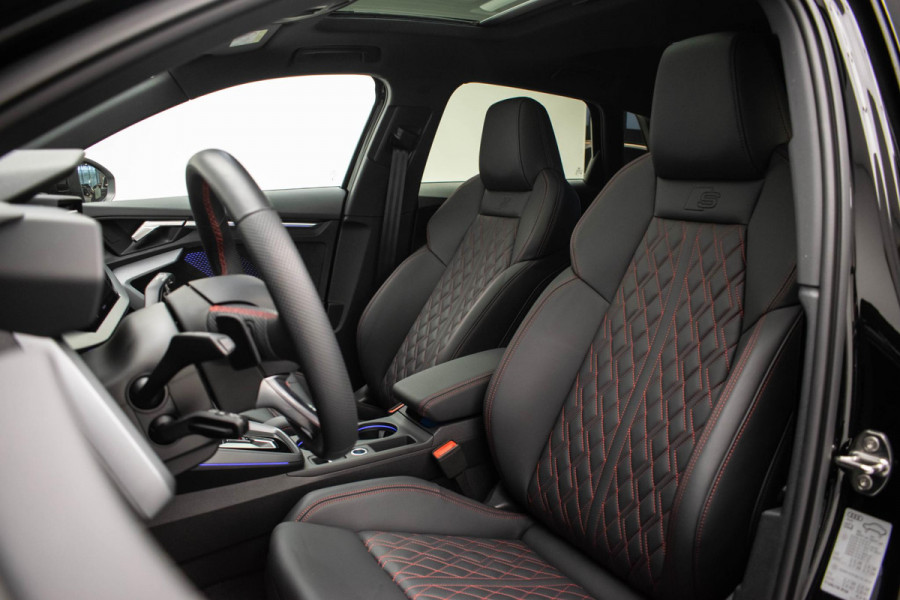 Audi A3 Sportback 35 TFSI S edition |3xS-line|Pano|Carbon|HUD|Sonos|Memory|RS Stoelen