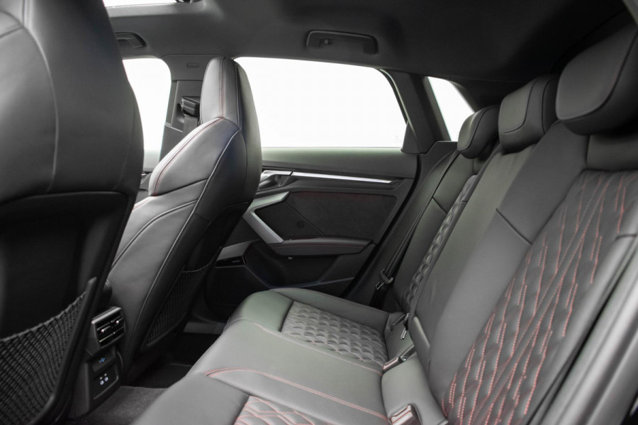 Audi A3 Sportback 35 TFSI S edition |3xS-line|Pano|Carbon|HUD|Sonos|Memory|RS Stoelen