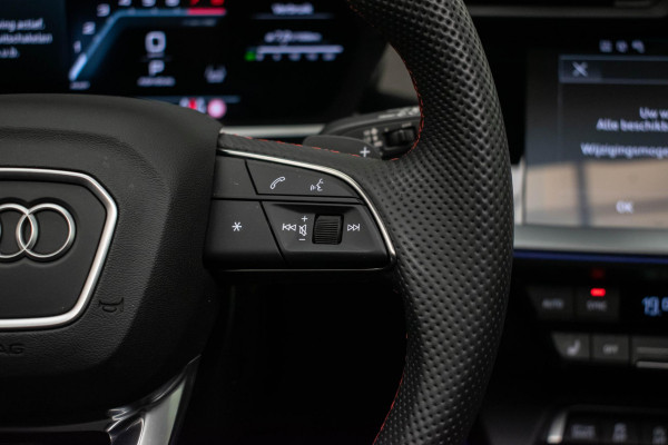 Audi A3 Sportback 35 TFSI S edition |3xS-line|Pano|Carbon|HUD|Sonos|Memory|RS Stoelen