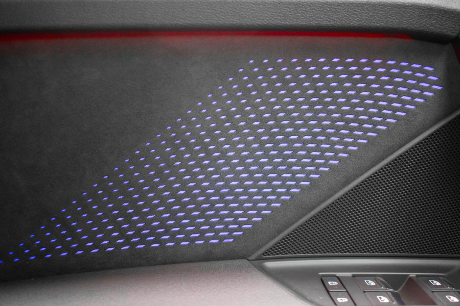 Audi A3 Sportback 35 TFSI S edition |3xS-line|Pano|Carbon|HUD|Sonos|Memory|RS Stoelen