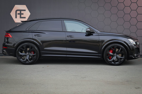 Audi RSQ8 4.0 TFSI RS Q8 quattro | CARBON IN & EXTERIEUR | ADAPTIVE CRUISE | TREKHAAK | MASSAGE | STOELVEWARMING & VERKOELING | CAMERA | H
