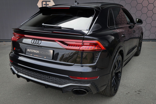 Audi RSQ8 4.0 TFSI RS Q8 quattro | CARBON IN & EXTERIEUR | ADAPTIVE CRUISE | TREKHAAK | MASSAGE | STOELVEWARMING & VERKOELING | CAMERA | H