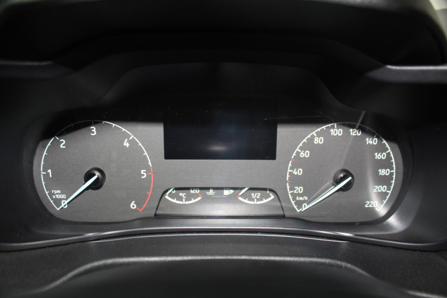 Ford Transit Connect 1.5-120pk EcoBlue L2 Trend / 8traps-AUTOMAAT ! Erg nette Ford Transit Connect, laadruimte v.v. van een praktisch inbouw. Autm. airco dual, 3-zits, metallic lak, pdc v+a, Apple carplay, schuifdeur li+re, navigatie, cruise cntrl, stoelverwarming, camera etc.