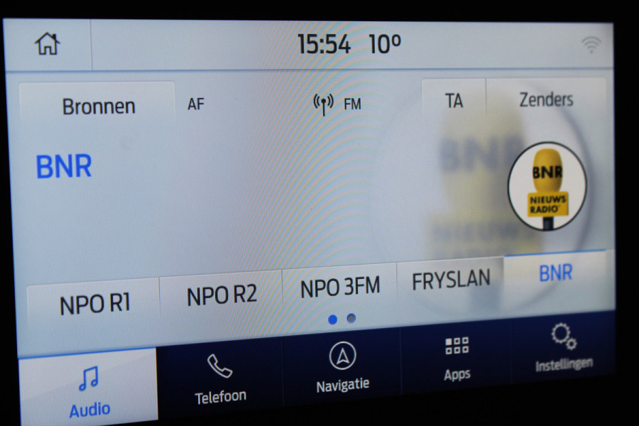 Ford Transit Connect 1.5-120pk EcoBlue L2 Trend / 8traps-AUTOMAAT ! Erg nette Ford Transit Connect, laadruimte v.v. van een praktisch inbouw. Autm. airco dual, 3-zits, metallic lak, pdc v+a, Apple carplay, schuifdeur li+re, navigatie, cruise cntrl, stoelverwarming, camera etc.