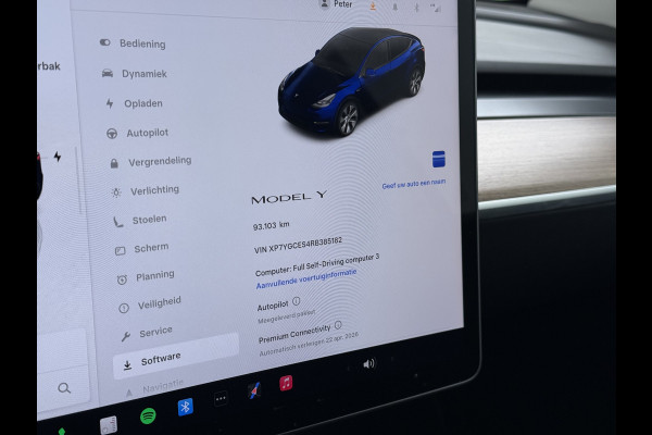 Tesla Model Y 300pk Trekhaak SOH 92% Warmtepomp LFP-Accu Leer Lmv Camera's Panoramadak Adap.Cruise Navi Ecc RWD Autopilot Stoel+Stuur+Achterbank Verwarming Elek.Achterklep Dodehoek detector Draadloze telefoonlader 1e Eigenaar 1.600KG Trekgewicht Fabrieksgarantie op Motor en Accu tot 22-04-2032/160.000km