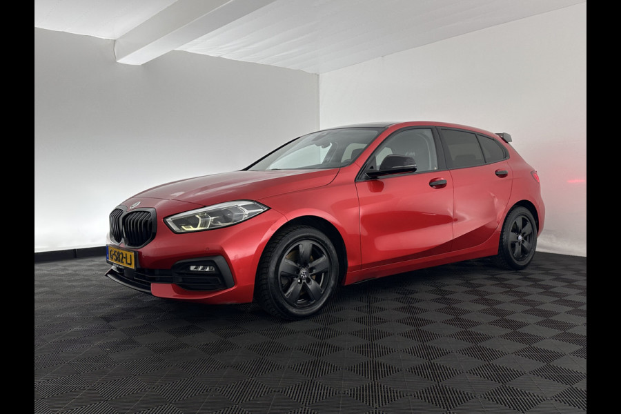 BMW 1-serie 116D Executive Edition *DIGI-COCKPIT | FULL-LED | NAVI-FULLMAP | AMBIENTLIGHT | CRUISE | KEYLESS | PRIVACY-GLASS | ECC | PDC | 16"ALU*