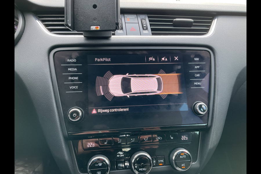 Škoda Octavia Combi 1.5 TSI 150PK Aut7 Sport Stoel/Stuurverw. Carplay Business Greentech