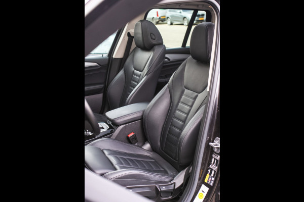BMW X3 XDrive30e High Executive *Pano*Camera*Head-Up*Laser*Trekhaak*