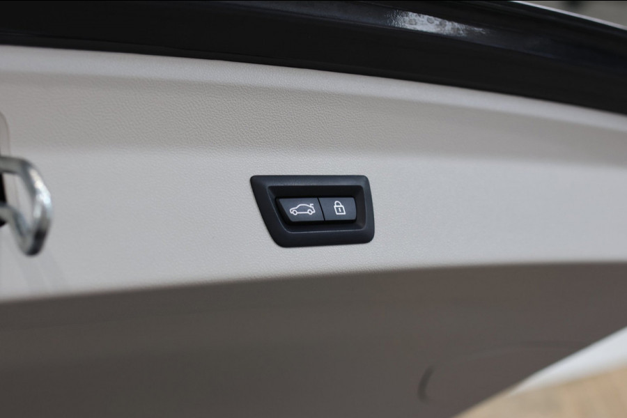 BMW X3 XDrive30e High Executive *Pano*Camera*Head-Up*Laser*Trekhaak*