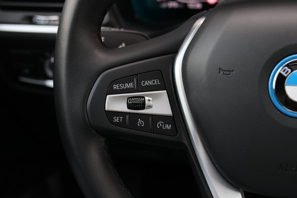 BMW X3 XDrive30e High Executive *Pano*Camera*Head-Up*Laser*Trekhaak*