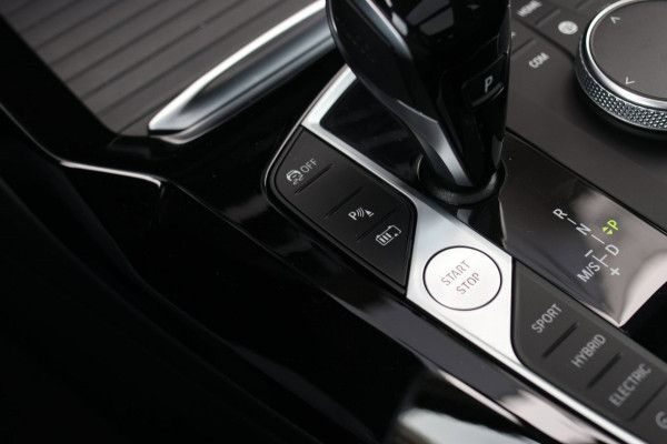 BMW X3 XDrive30e High Executive *Pano*Camera*Head-Up*Laser*Trekhaak*