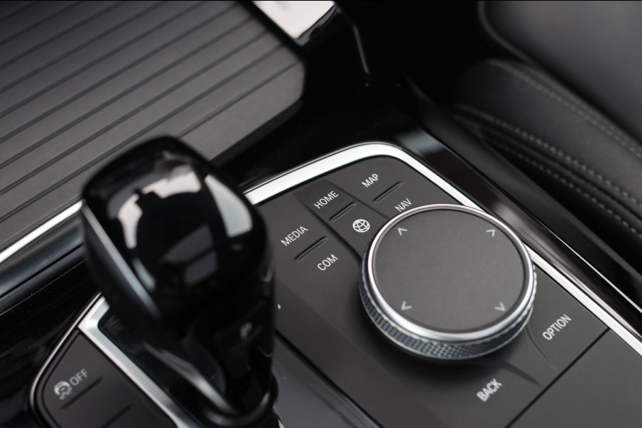 BMW X3 XDrive30e High Executive *Pano*Camera*Head-Up*Laser*Trekhaak*