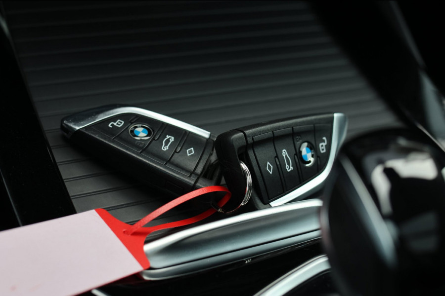 BMW X3 XDrive30e High Executive *Pano*Camera*Head-Up*Laser*Trekhaak*
