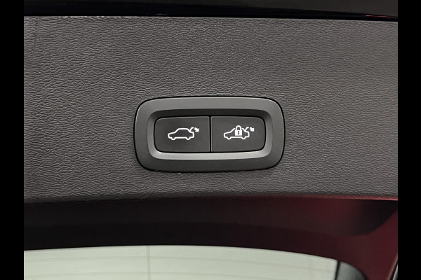 Volvo XC40 1.5 T5 Plug-in hybrid Ultimate Dark Open dak | Adapt. cruise | 360 camera | Stuur-/stoelverwarming | Memory | Leder | Harman/Kardon