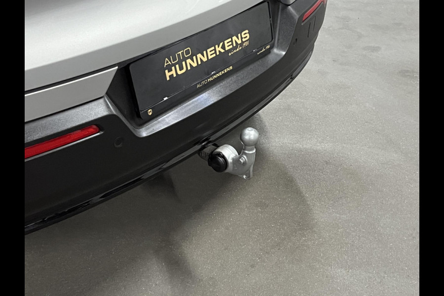 Volvo XC40 1.5 T5 Plug-in hybrid Ultimate Dark Trekhaak | Adapt. cruise | Open dak | Stuur-/stoelverwarming | Achteruitrij camera | Memory | Leder