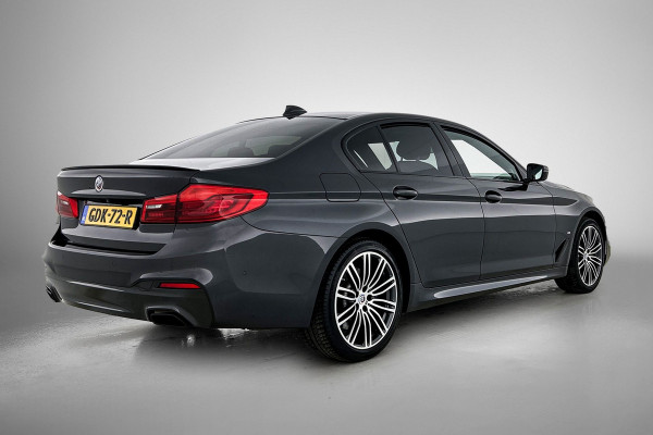 BMW 5 Serie 530e M-Sport High Executive(Dealer OnderH, Panorama, Adaptive Cruise, Harman/ Kardon, Head-up, 360 camera, Etc)