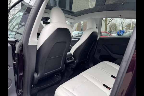 Tesla Model Y Performance AWD 75 kWh AFNEEMBARE TREKHAAK| CHERRY RED| VOLLEDIGE TESLA GARANTIE TOT 14-12-2027 OF 80K KM|1STE EIGENAAR ORIG. NL| AUTOPILOT| STOELVERWARMING VOOR + ACHTER|