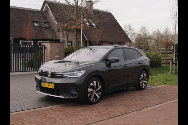 Volkswagen ID.4 First Max 77 kWh | SOH 91% | Panoramadak | Head-Up Display | Sfeerverlichting | 360 Camera |