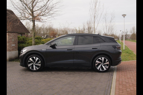 Volkswagen ID.4 First Max 77 kWh | SOH 91% | Panoramadak | Head-Up Display | Sfeerverlichting | 360 Camera |