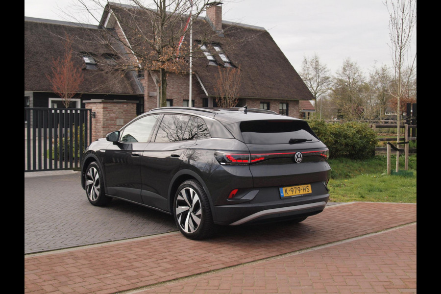 Volkswagen ID.4 First Max 77 kWh | SOH 91% | Panoramadak | Head-Up Display | Sfeerverlichting | 360 Camera |