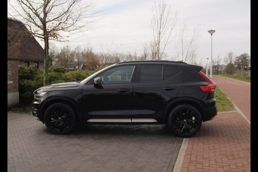 Volvo XC40 Recharge P8 AWD R-Design | SOH 92% | Panoramadak | Harman Kardon | Trekhaak | 360 Camera |