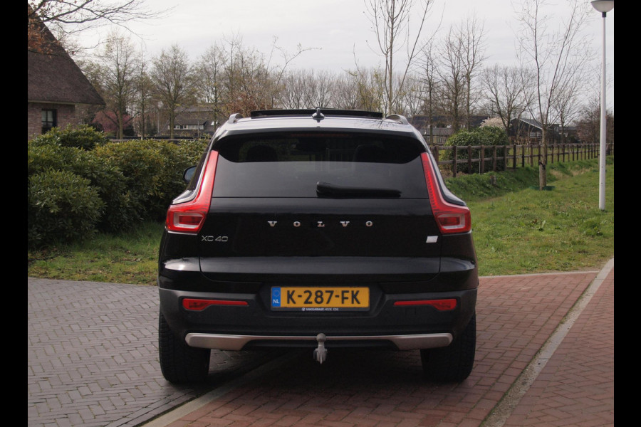 Volvo XC40 Recharge P8 AWD R-Design | SOH 92% | Panoramadak | Harman Kardon | Trekhaak | 360 Camera |