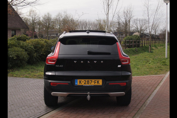 Volvo XC40 Recharge P8 AWD R-Design | SOH 92% | Panoramadak | Harman Kardon | Trekhaak | 360 Camera |