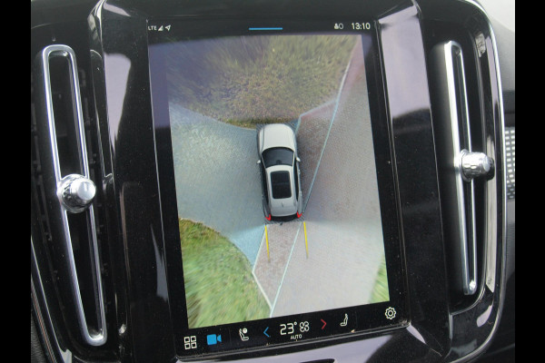 Volvo XC40 Recharge P8 AWD R-Design | SOH 92% | Panoramadak | Harman Kardon | Trekhaak | 360 Camera |