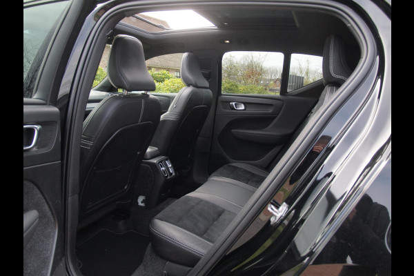 Volvo XC40 Recharge P8 AWD R-Design | SOH 92% | Panoramadak | Harman Kardon | Trekhaak | 360 Camera |