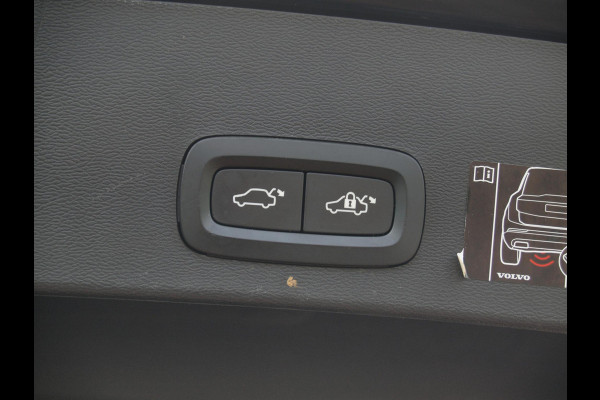 Volvo XC40 Recharge P8 AWD R-Design | SOH 92% | Panoramadak | Harman Kardon | Trekhaak | 360 Camera |