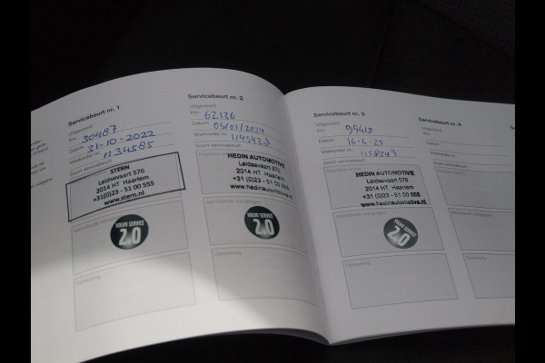 Volvo XC40 Recharge P8 AWD R-Design | SOH 92% | Panoramadak | Harman Kardon | Trekhaak | 360 Camera |