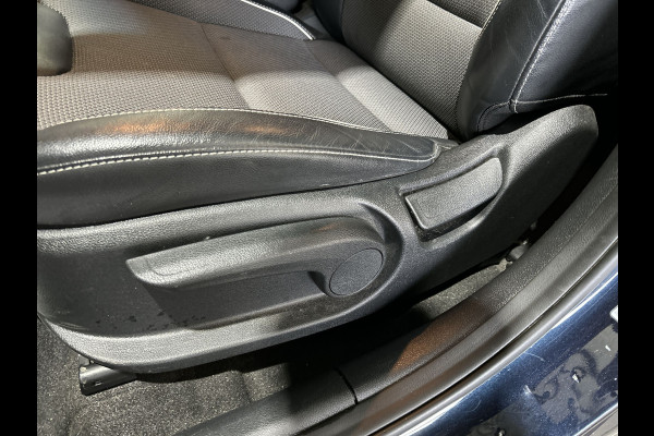 Kia e-Niro DynamicLine 64 kWh | Voorstoel verwamd | Cruise control |