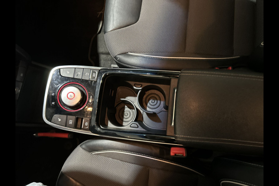 Kia e-Niro DynamicLine 64 kWh | Voorstoel verwamd | Cruise control |