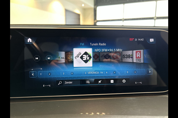 Mercedes-Benz EQC 400 4MATIC Premium 80 kWh | paarse wrap | beige interieur | lichtmetalen velgen Soh (batterijcheck) Waarde 96,6 %