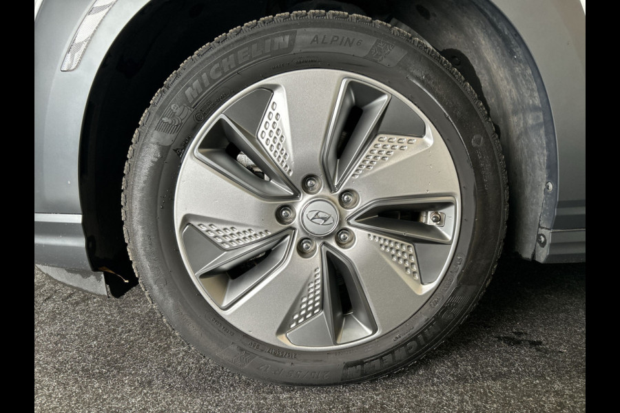 Hyundai Kona EV Comfort 64 kWh | Adaptief cruise control | rijstrookcorrectie