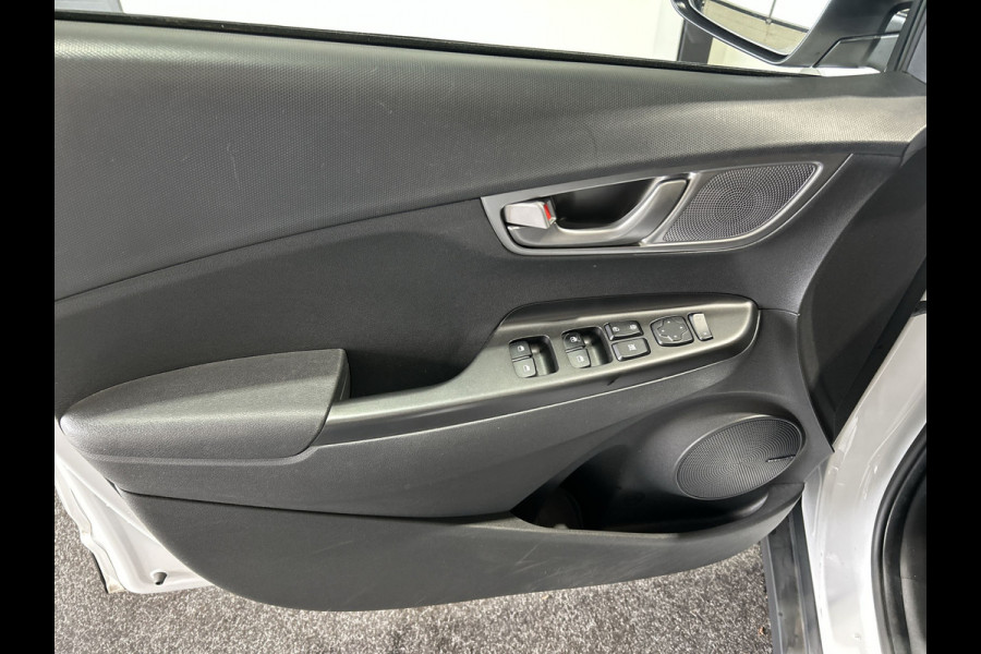 Hyundai Kona EV Comfort 64 kWh | Adaptief cruise control | rijstrookcorrectie