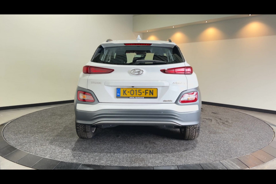 Hyundai Kona EV Comfort 64 kWh | Adaptief cruise control | rijstrookcorrectie