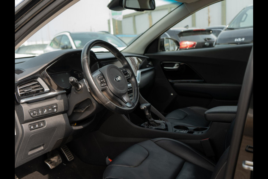 Kia Niro 1.6 GDi PHEV ExecutiveLine | Stoel en stuurverwarming | Navi | Clima |