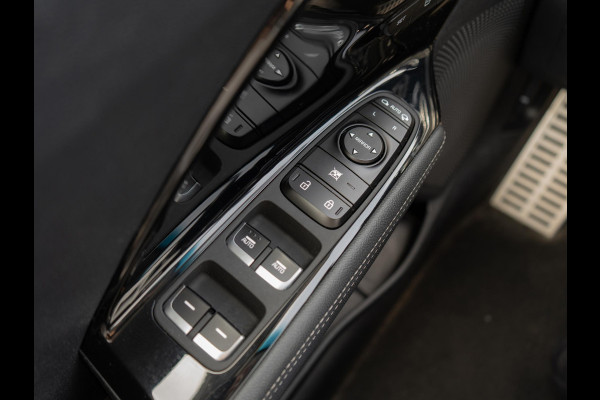 Kia Niro 1.6 GDi PHEV ExecutiveLine | Stoel en stuurverwarming | Navi | Clima |
