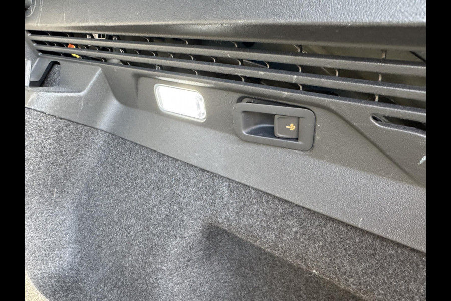 Volkswagen ID.4 City 52 kWh WARMTEPOMP| STOELVERWARMING + STUURVERWARMING|VOORRUIT VERWARMING| APPLE CARPLAY/ ANDROID AUTO| ADAPTIVE CRUISE CONTROL| RIJKLAARPRIJS. INCL 12 MND BOVAG GARANTIE