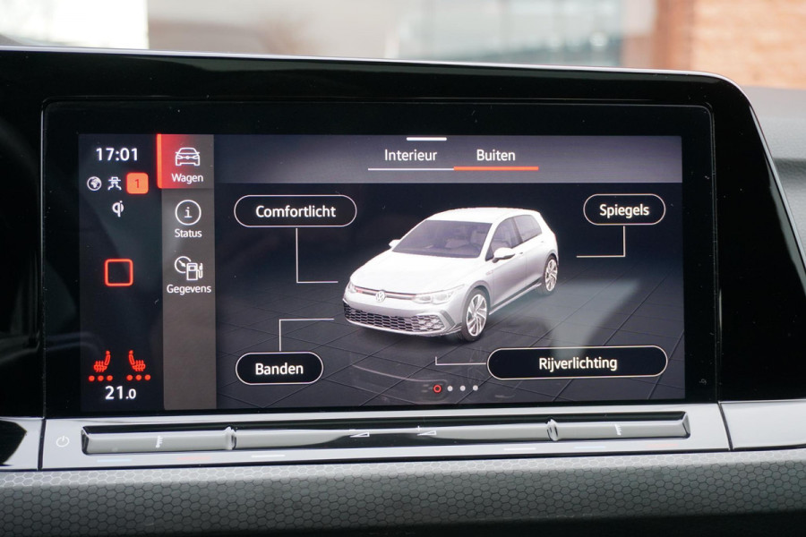 Volkswagen Golf 2.0 TSI GTI Clubsport 300PK + PANORAMADAK / STUURVERWARMING / 19"