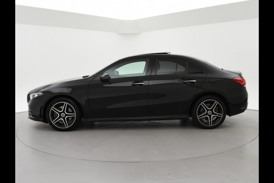 Mercedes-Benz A-Klasse 250e 218 PK SEDAN + PANORAMA | SFEERVERLICHTING | APPLE CARPLAY | MEMORY | STOELVERWARMING