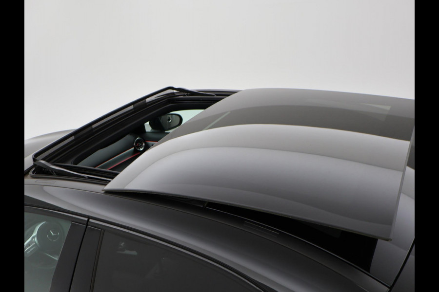 Mercedes-Benz A-Klasse 250e 218 PK SEDAN + PANORAMA | SFEERVERLICHTING | APPLE CARPLAY | MEMORY | STOELVERWARMING