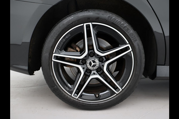 Mercedes-Benz A-Klasse 250e 218 PK SEDAN + PANORAMA | SFEERVERLICHTING | APPLE CARPLAY | MEMORY | STOELVERWARMING