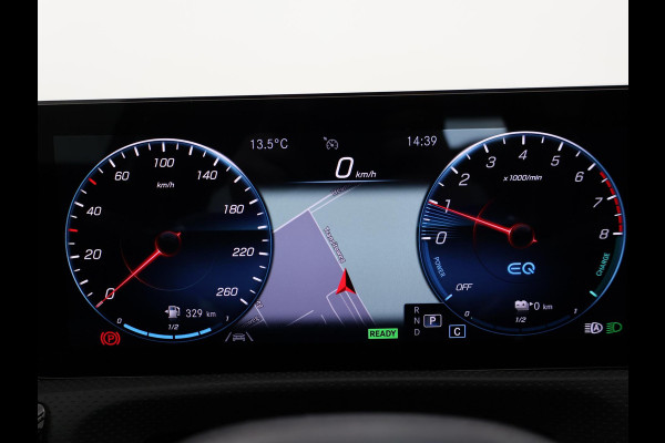 Mercedes-Benz A-Klasse 250e 218 PK SEDAN + PANORAMA | SFEERVERLICHTING | APPLE CARPLAY | MEMORY | STOELVERWARMING