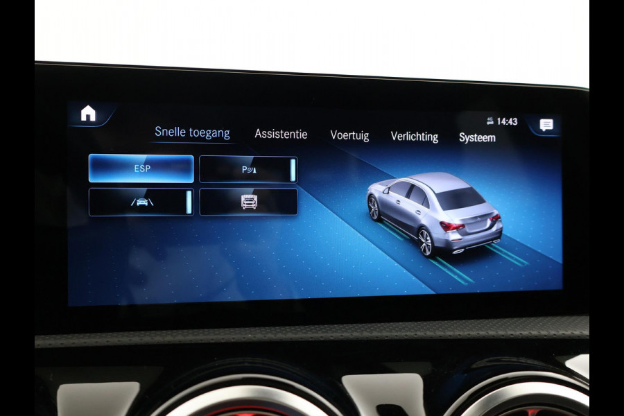 Mercedes-Benz A-Klasse 250e 218 PK SEDAN + PANORAMA | SFEERVERLICHTING | APPLE CARPLAY | MEMORY | STOELVERWARMING