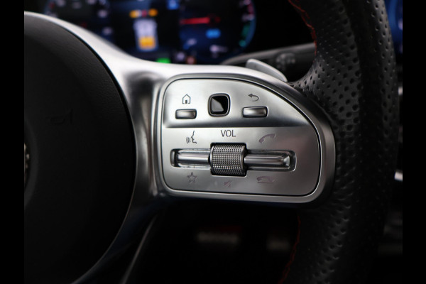 Mercedes-Benz A-Klasse 250e 218 PK SEDAN + PANORAMA | SFEERVERLICHTING | APPLE CARPLAY | MEMORY | STOELVERWARMING