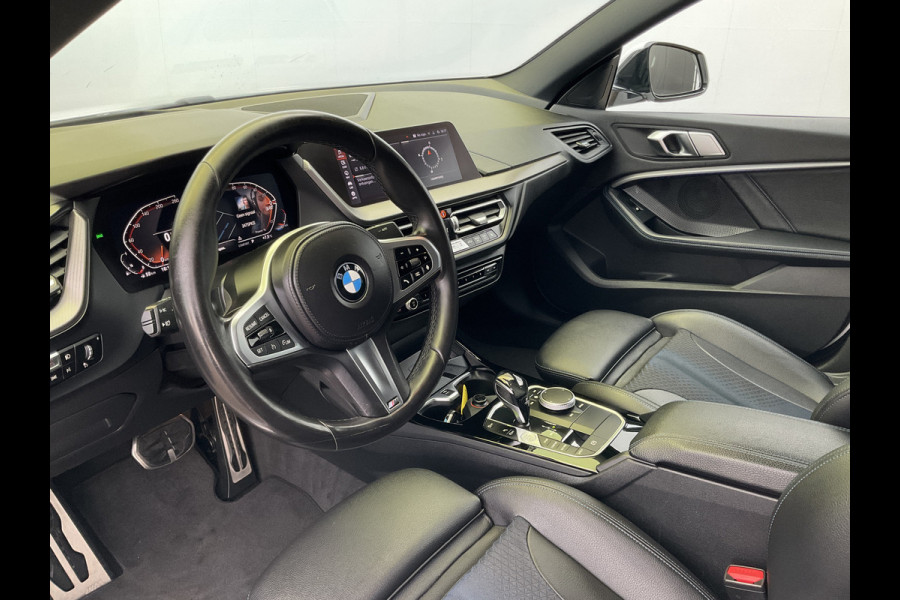 BMW 2 Serie Gran Coupé 218i M Sport Edition Pano.dak HUD Stoelverw. Carplay Alpinweiß DAB LED