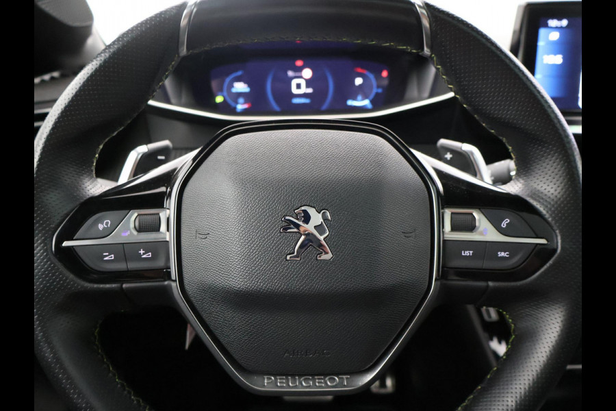 Peugeot 208 1.2 PT 130 PK AUT. GT-LINE + PANORAMA | SFEERVERL. | 3D COCKPIT | STOELVERW. | APPLE CARPLAY | CAMERA