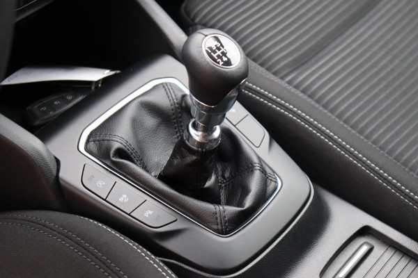 Ford Focus 1.0 EB Hybrid Titanium Style org.NL stoel+raamverw. camera